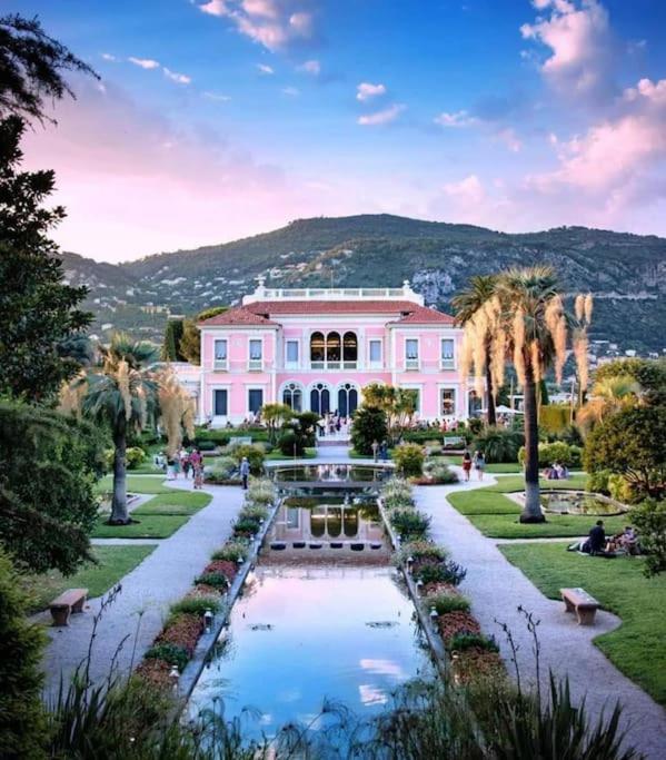 Appartement Jean Cap Ferrat Grand Avec Terrasse